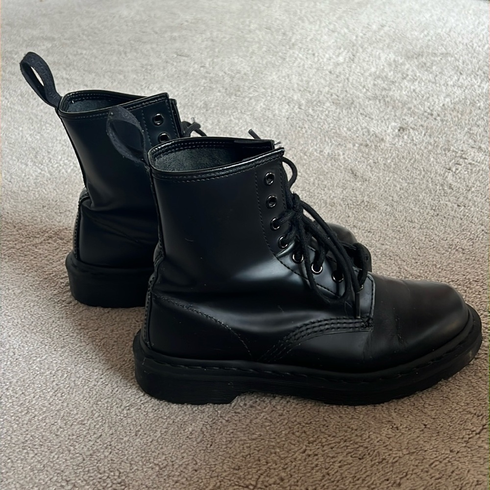 Dr.Martens 1460 MONO SMOOTH LEATHER LACE UP BOOTS